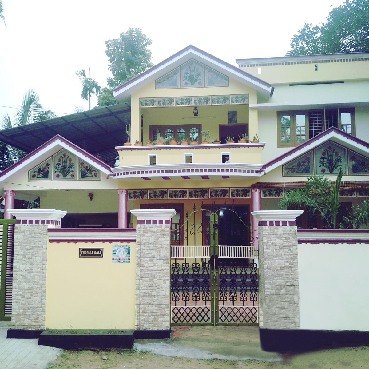JC Homestay's own September 2025 post shows the Thomas Dale exterior in Kureepuzha; request current room photos from the host.