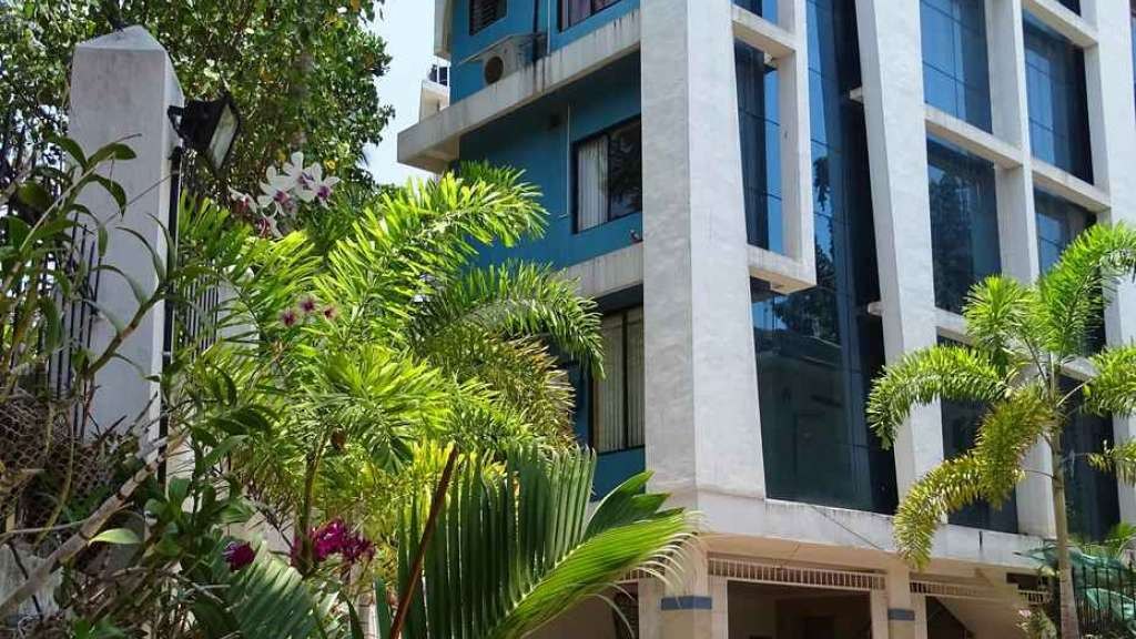 Kailas Holiday Inn property or offering, as published by its operator; confirm present condition directly.