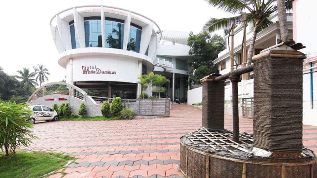 Image submitted for Hotel White Dammar International Pvt. Ltd. on its Kerala Tourism provider page; confirm current appearance and the exact room directly.