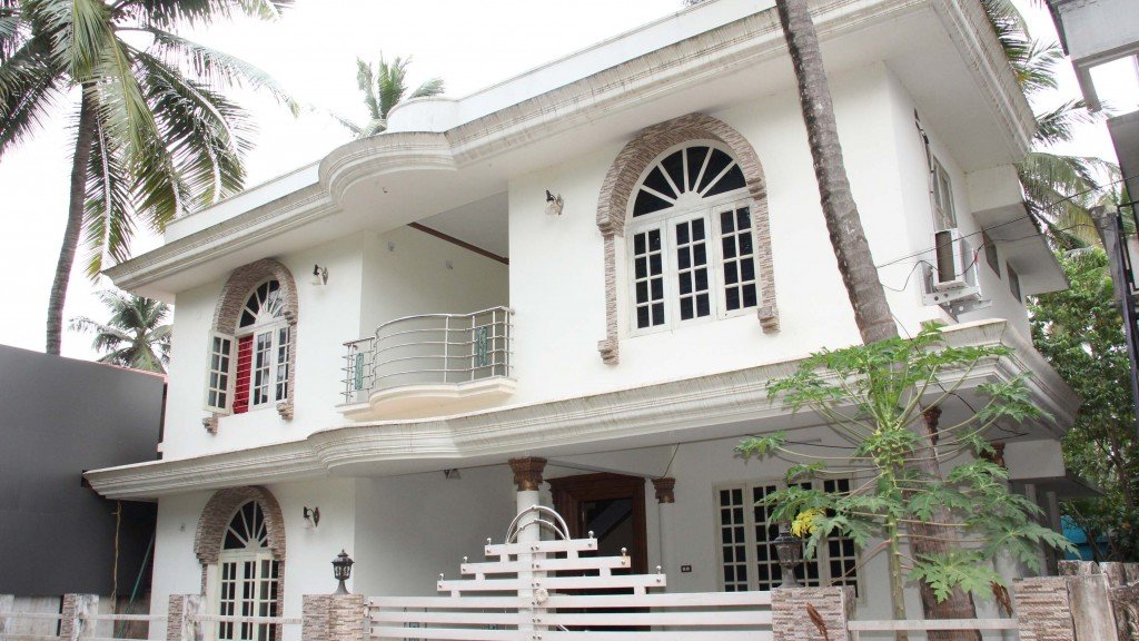 Image submitted for JJ's Castle Homestay on its Kerala Tourism provider page; confirm current appearance and the exact room directly.